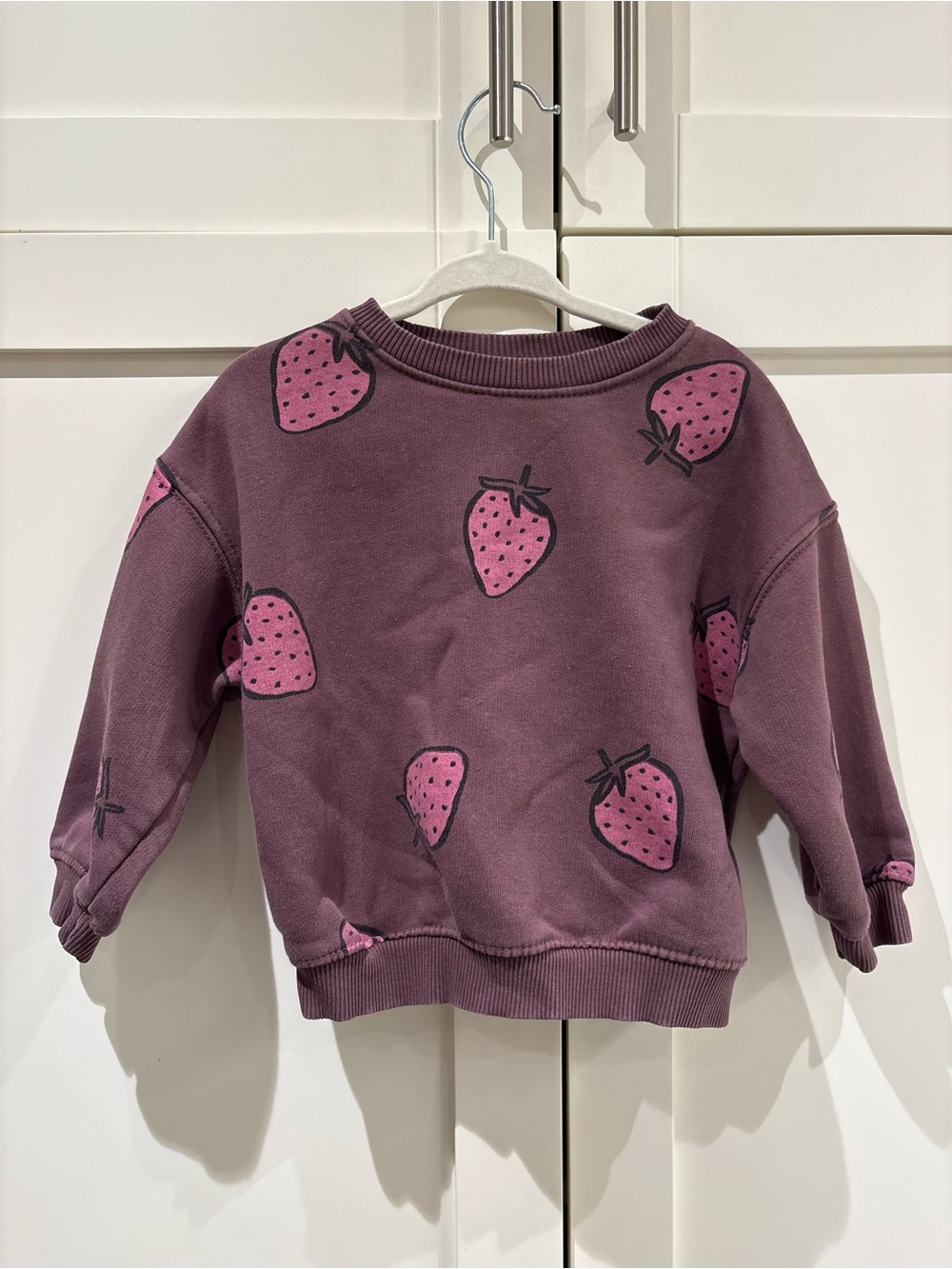 Zara Mauve Pullover Sweatshirt with Pink Strawberry Print 1.5 years/18 months